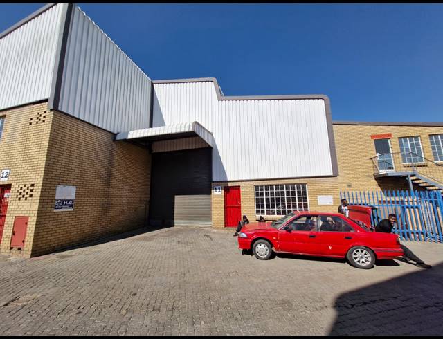 190M² FACTORY TO LET IN JET PARK
